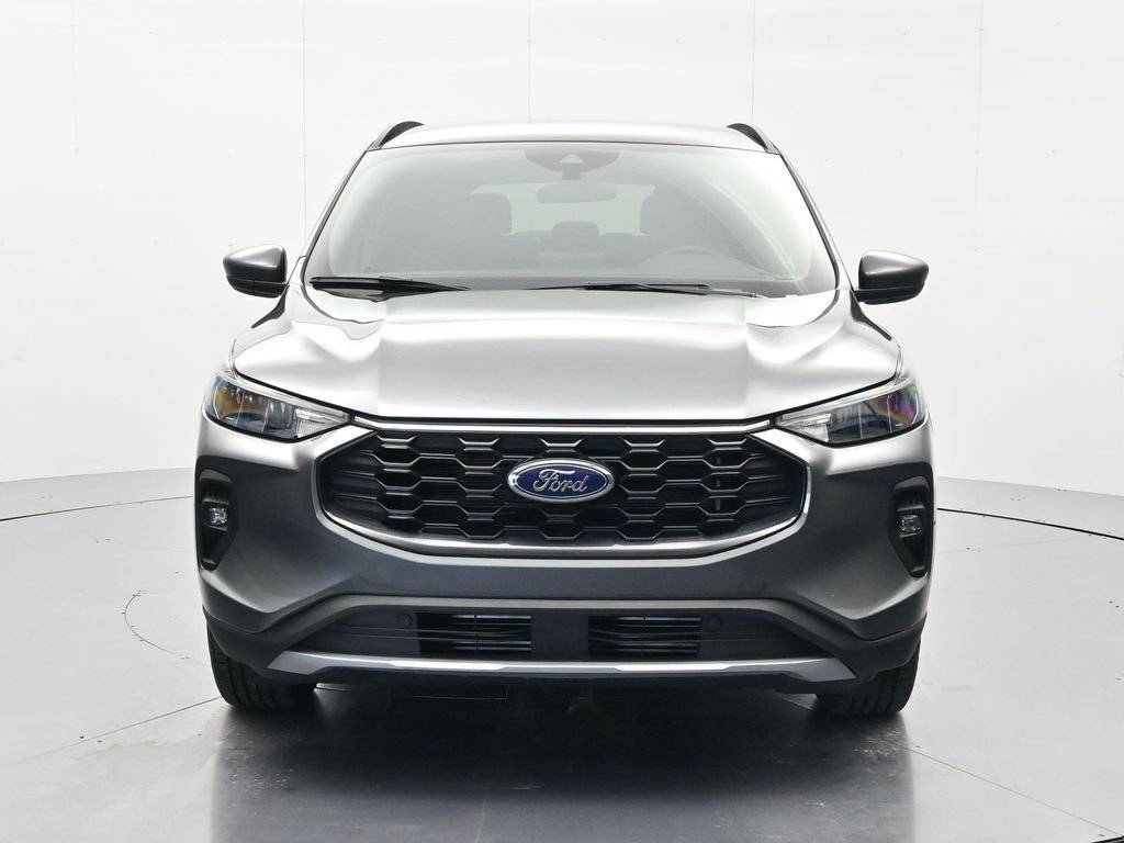 Used 2025 Ford Escape ST-Line Select AWD/4WD image 2