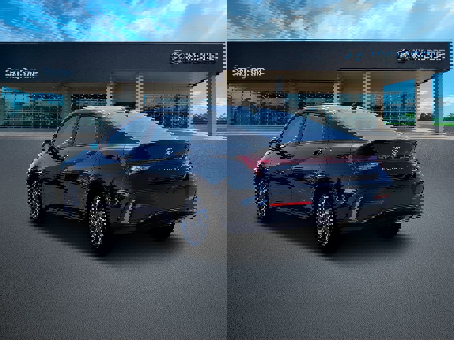 New 2025 Hyundai Elantra SEL FWD image 5