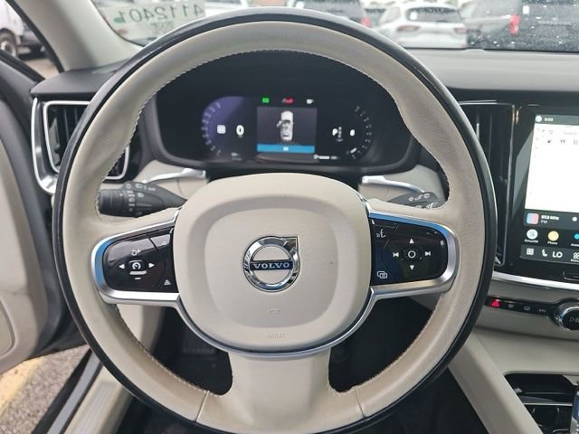 Used 2025 Volvo V60 B5 Cross Country Plus AWD/4WD image 11