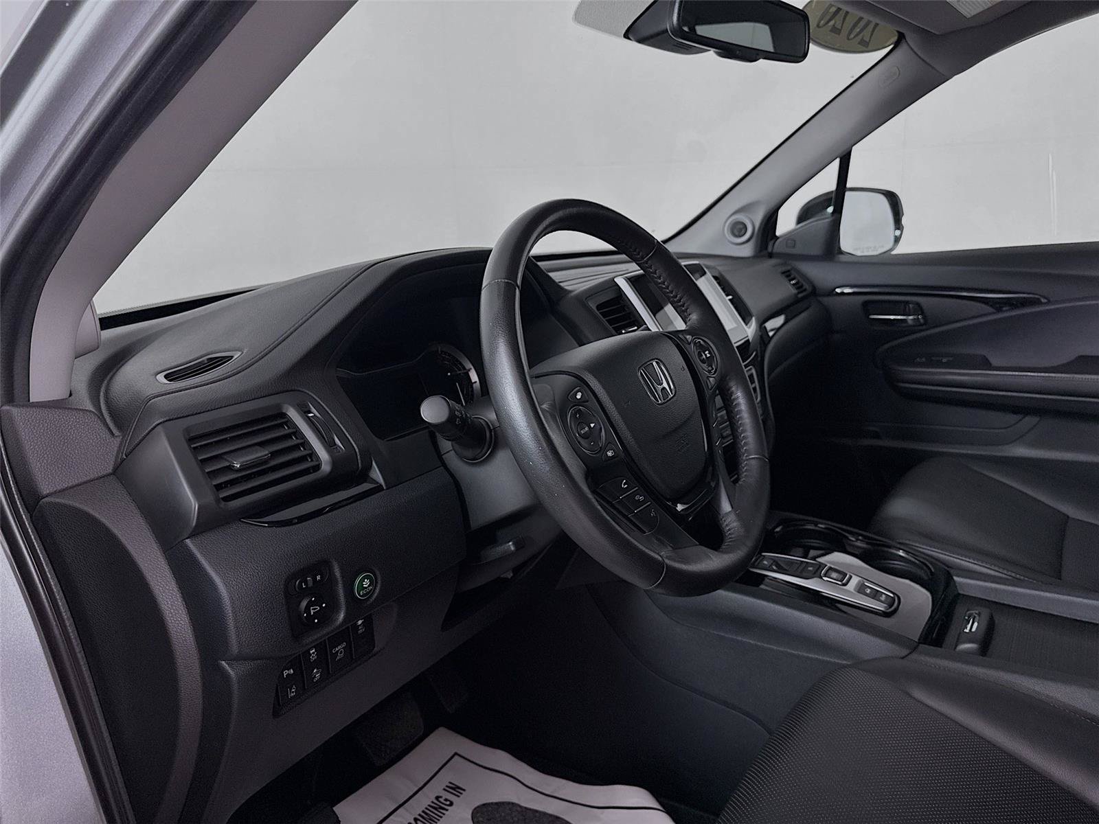 Used 2020 Honda Ridgeline RTL-E image 25