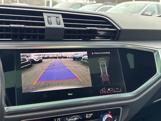 Used 2023 Audi Q3 2.0T Premium image 19