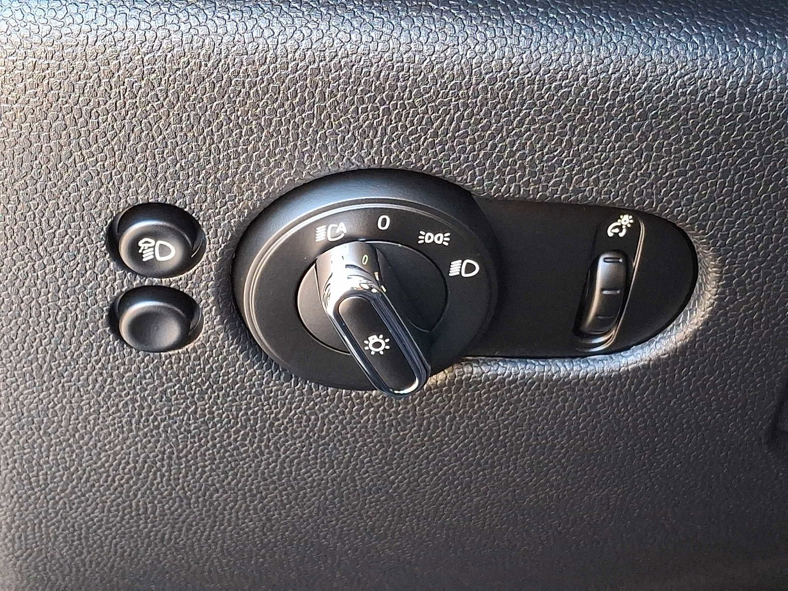 Certified 2024 MINI Cooper S image 20