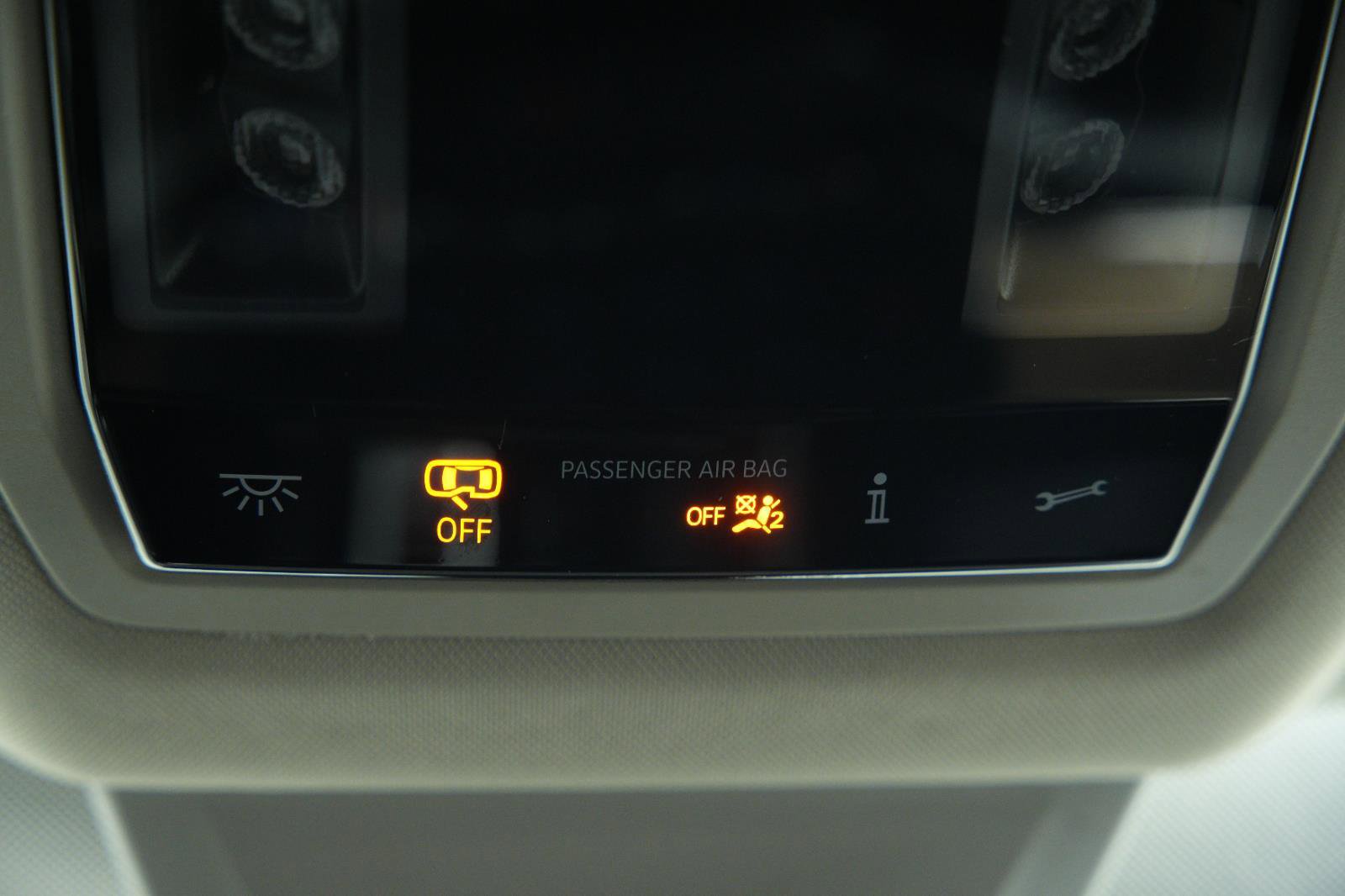 Used 2024 Volkswagen Atlas SE image 39