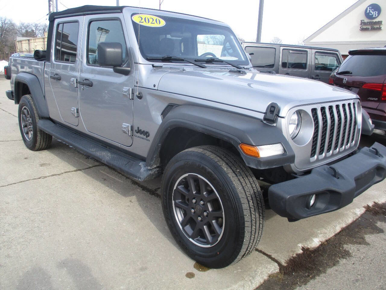 Used 2020 Jeep Gladiator Sport w/ Quick Order Package 24S image 9
