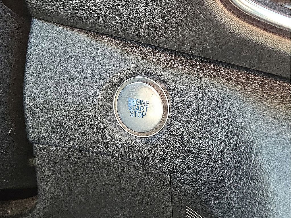 Used 2021 Hyundai Santa Fe SEL image 30