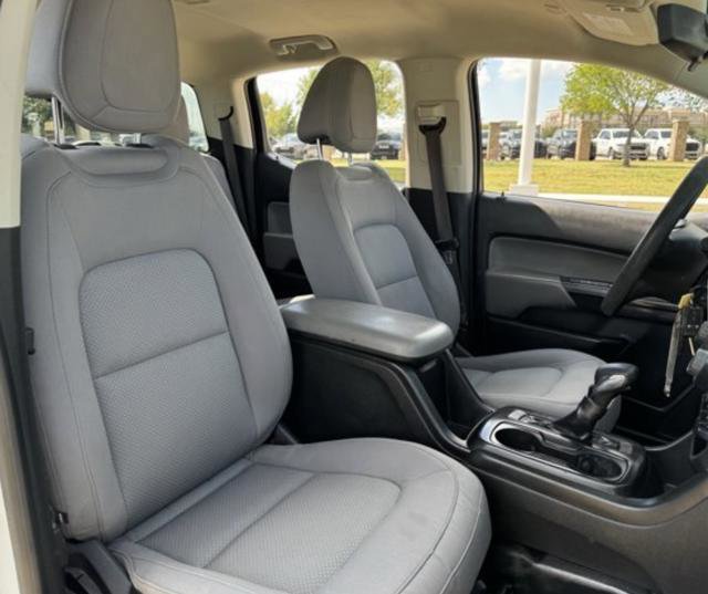 Used 2022 Chevrolet Colorado W/T w/ WT Convenience Package image 3