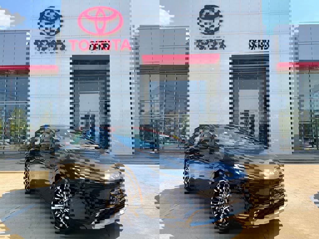 New 2026 Toyota Prius Plug-In Hybrid w/ Limited Premium Package