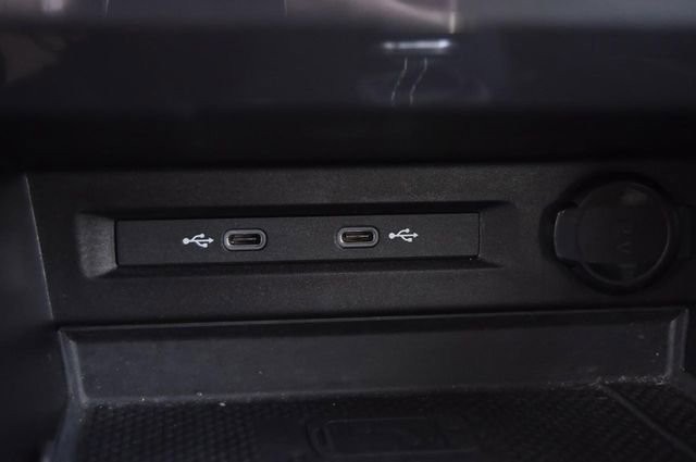 Certified 2023 Volkswagen Tiguan SE image 16