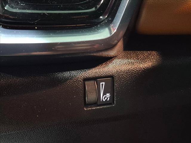 Used 2024 GMC Canyon AT4 AWD/4WD image 11