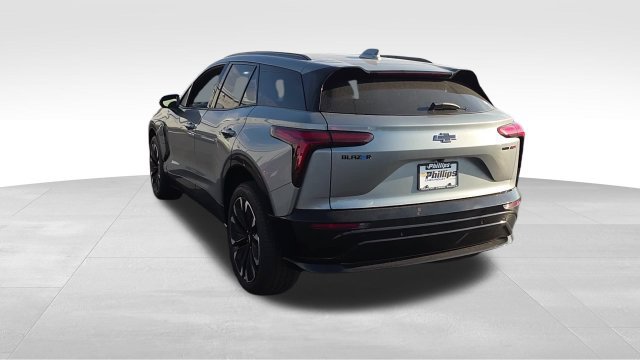 Certified 2025 Chevrolet Blazer EV RS AWD/4WD image 3