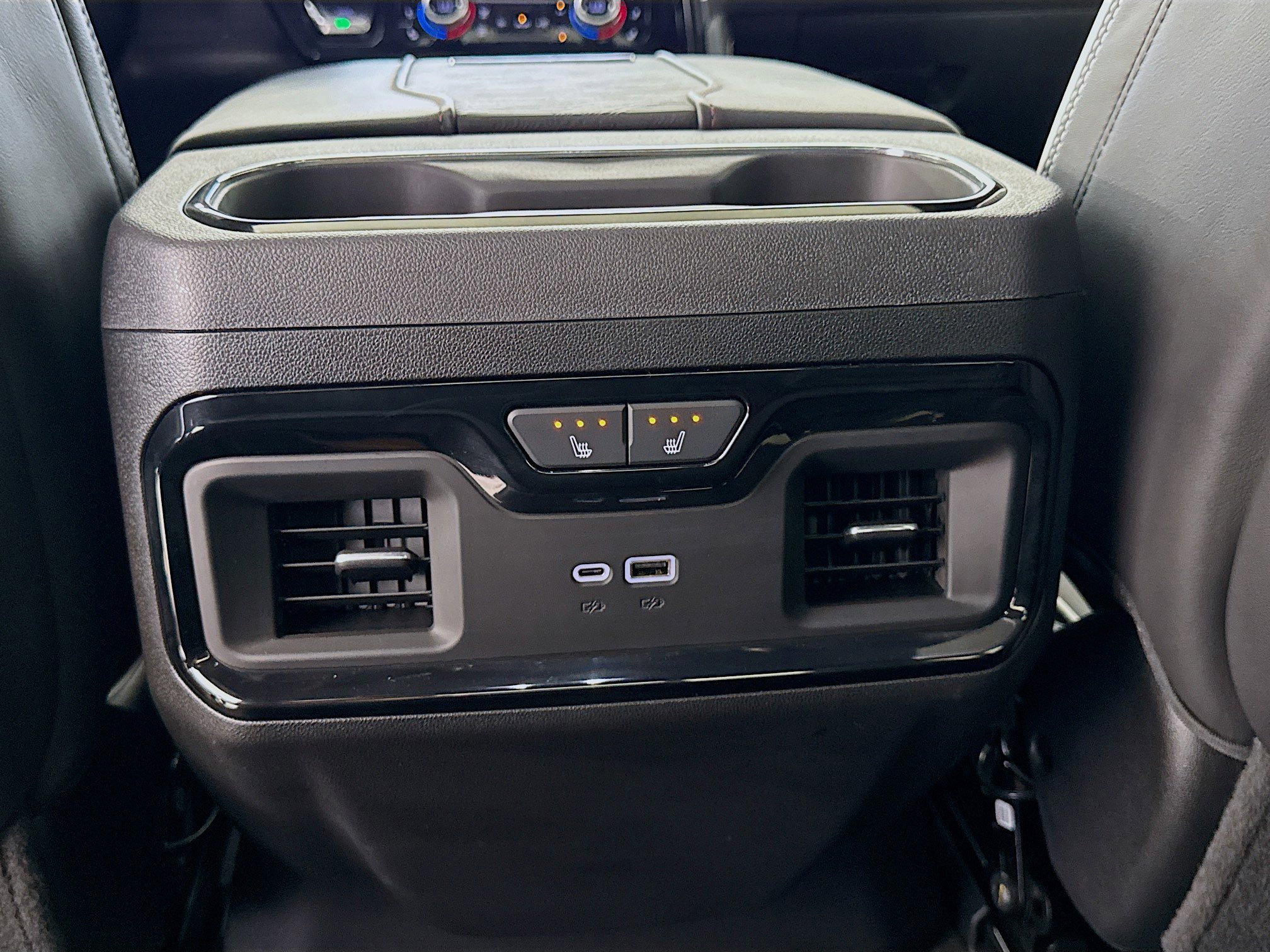 Used 2024 GMC Sierra 2500 AT4X image 27