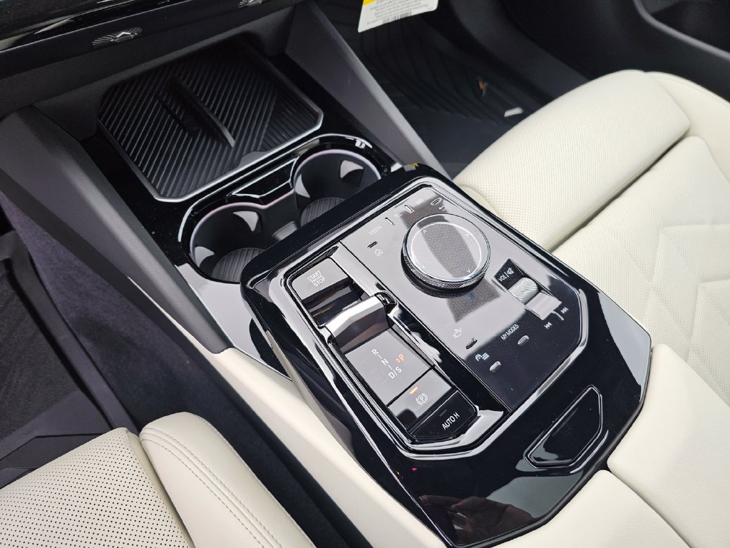 New 2027 BMW 530i w/ Convenience Package RWD image 24
