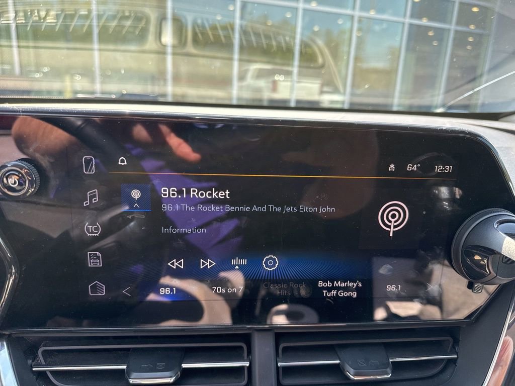 Used 2024 Chevrolet Trax LT w/ Driver Confidence Package image 26