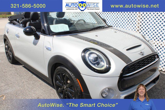 Used 2019 MINI Cooper S w/ Premium Package image 1
