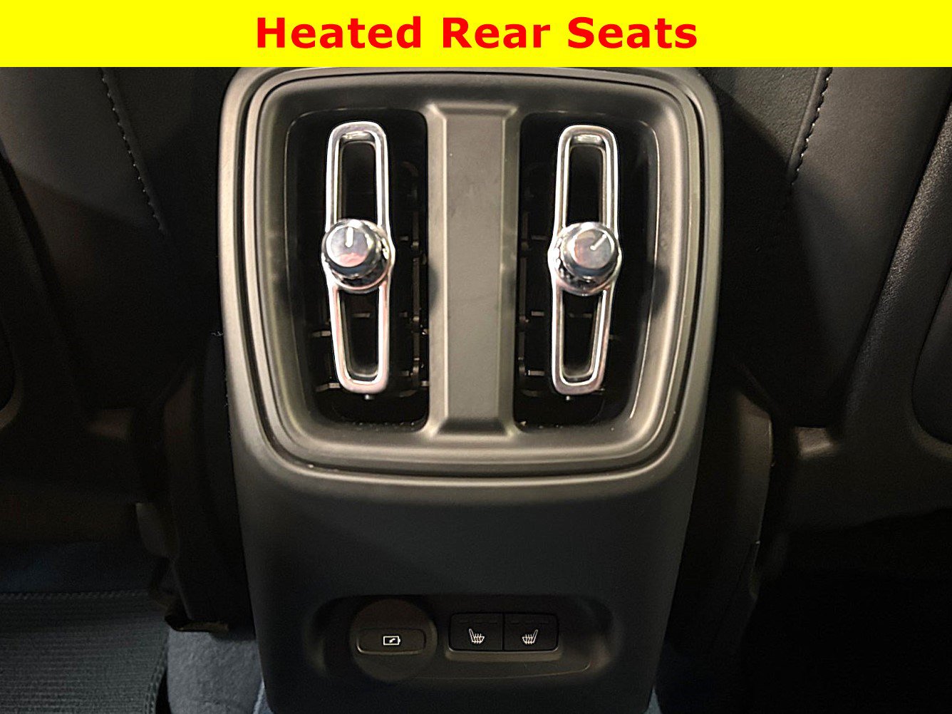 Used 2022 Volvo C40 P8 Recharge Ultimate AWD/4WD image 33