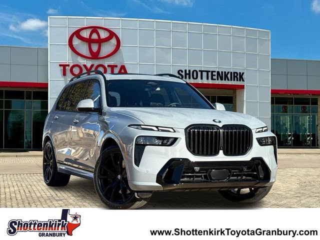 Used 2023 BMW X7 xDrive40i w/ M Sport Package image 1