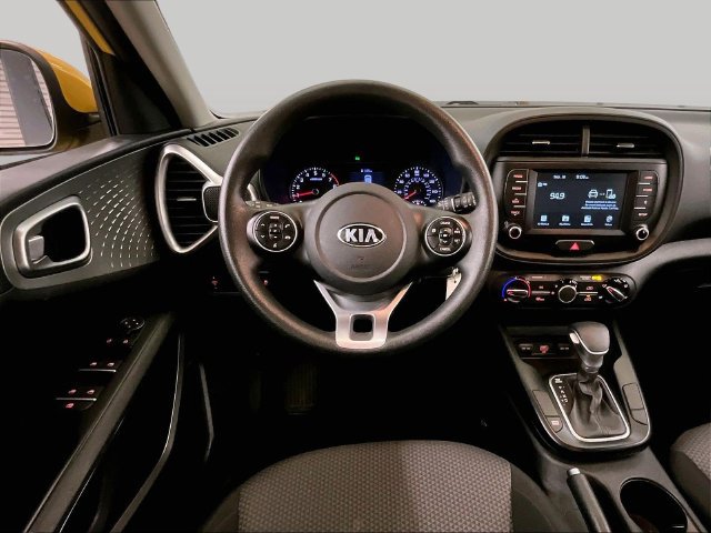 Used 2020 Kia Soul LX FWD image 5