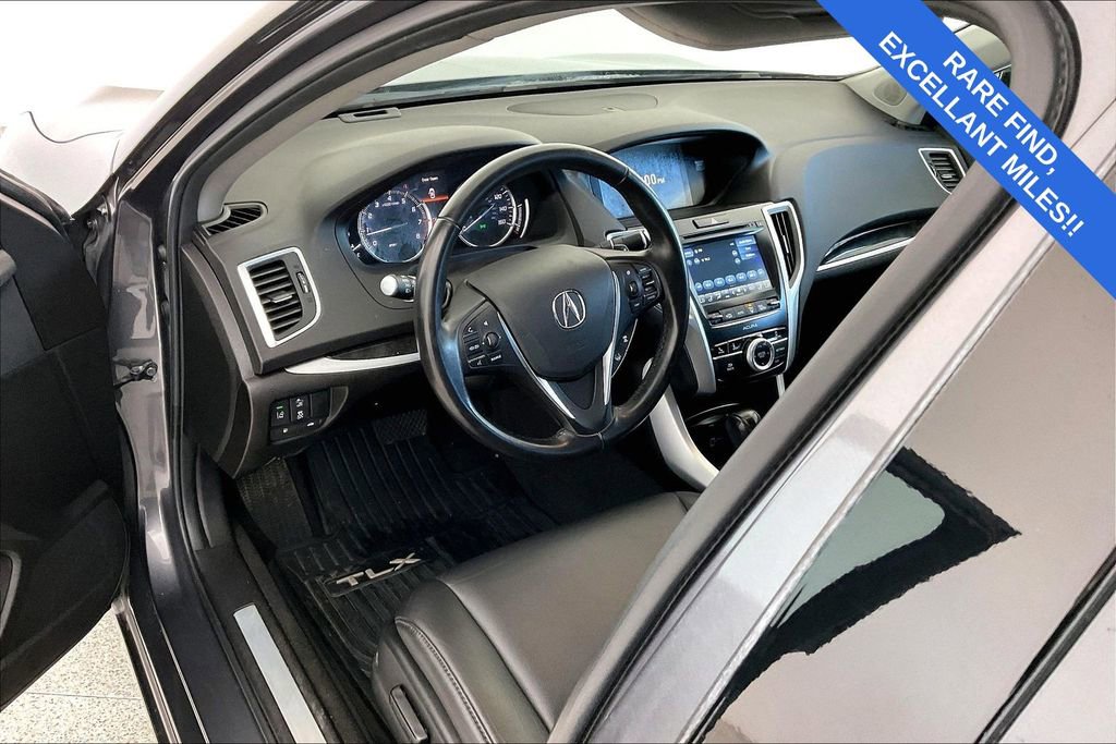 Used 2020 Acura TLX image 17