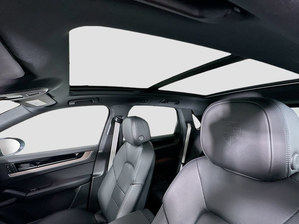 New 2026 Porsche Cayenne AWD/4WD image 14