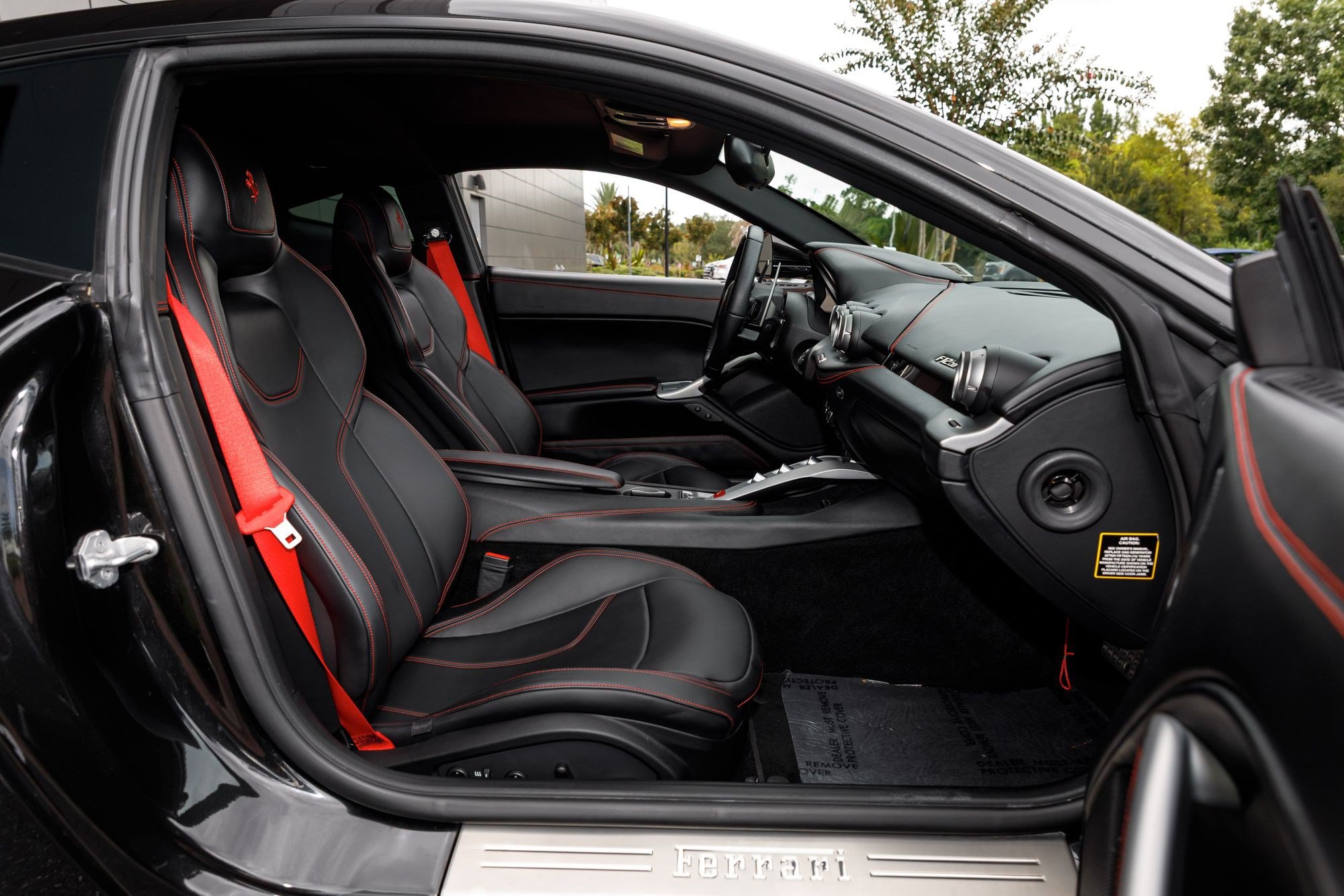 Used 2014 Ferrari F12 Berlinetta RWD image 44