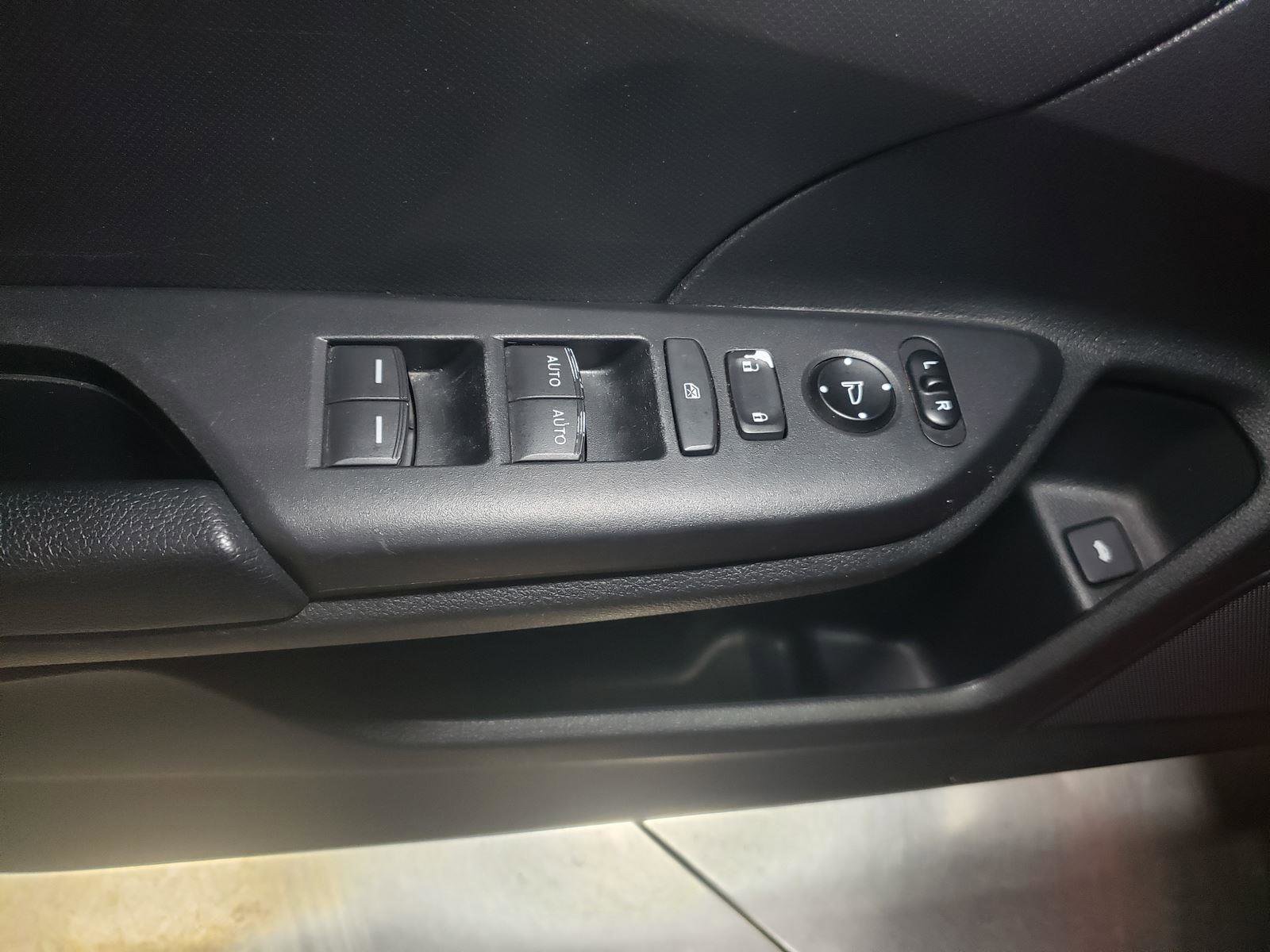 Used 2020 Honda Civic Sport image 21