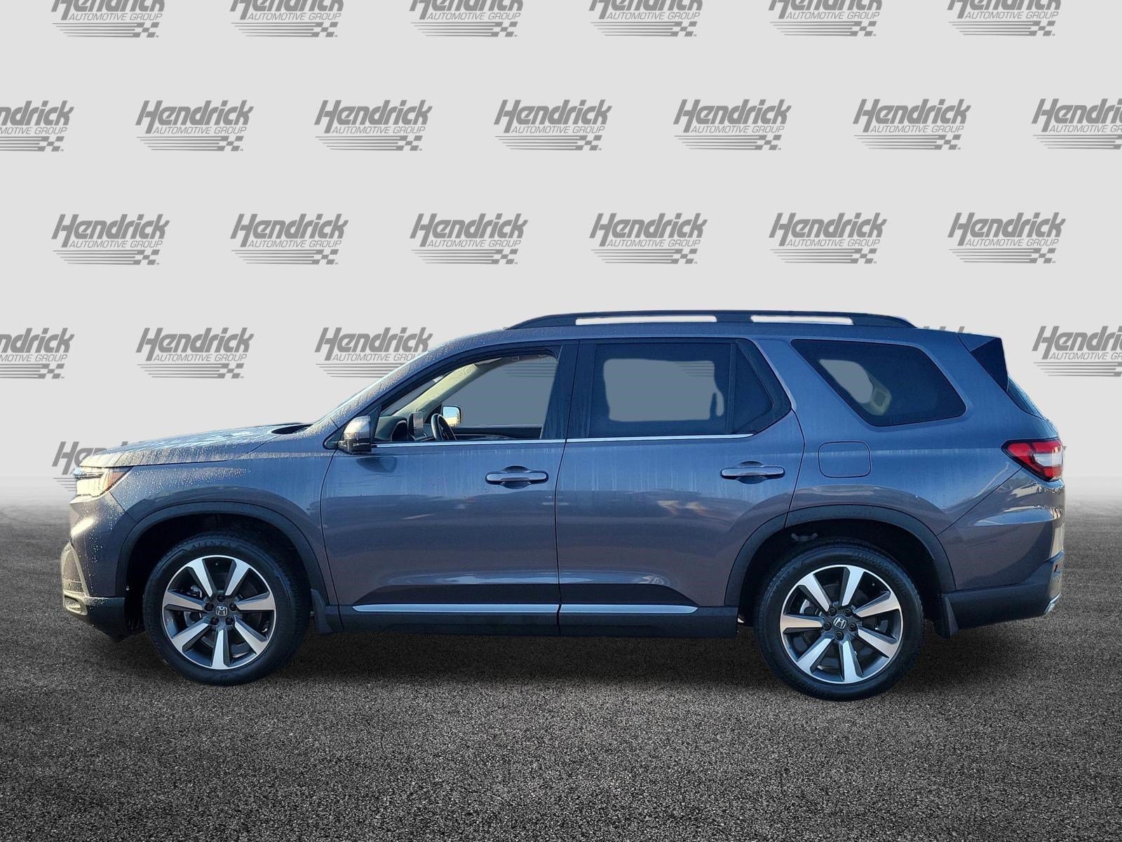 Used 2024 Honda Pilot Elite image 4
