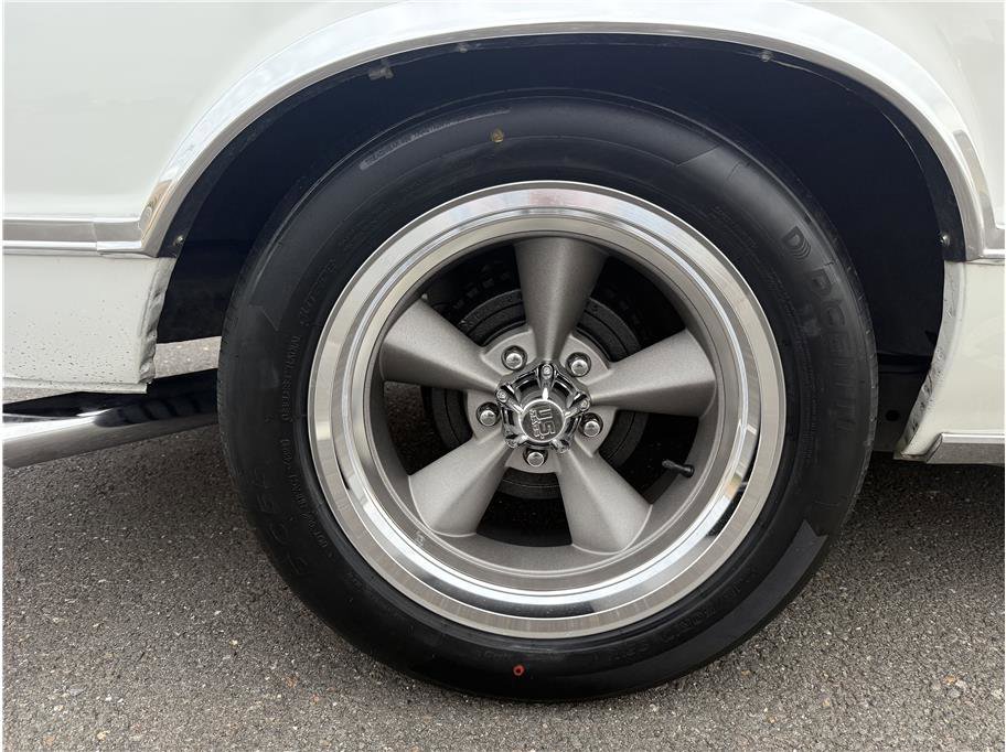 Used 1987 Chevrolet El Camino V8 image 13