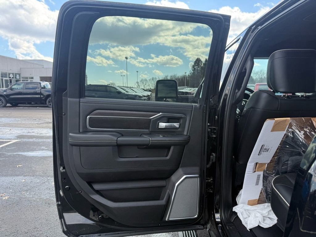 New 2025 RAM 2500 Laramie image 47