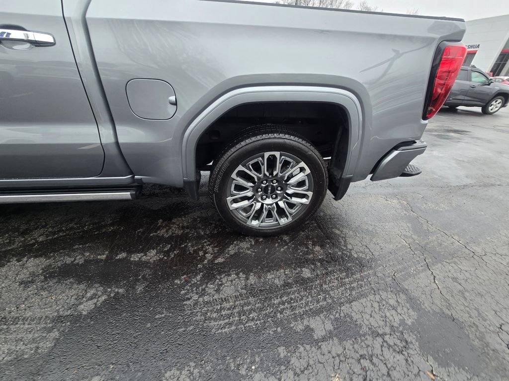 Used 2024 GMC Sierra 1500 Denali Ultimate image 4