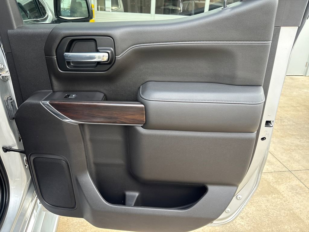 Used 2020 GMC Sierra 1500 SLT w/ SLT Premium Plus Package image 47