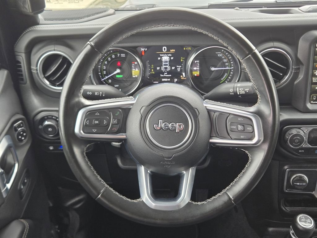 Used 2021 Jeep Wrangler Unlimited Sahara AWD/4WD image 19