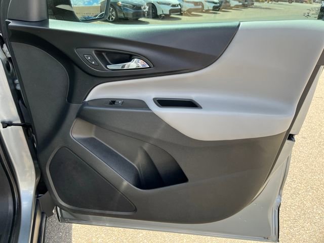 Used 2023 Chevrolet Equinox LS w/ LS Convenience Package image 16