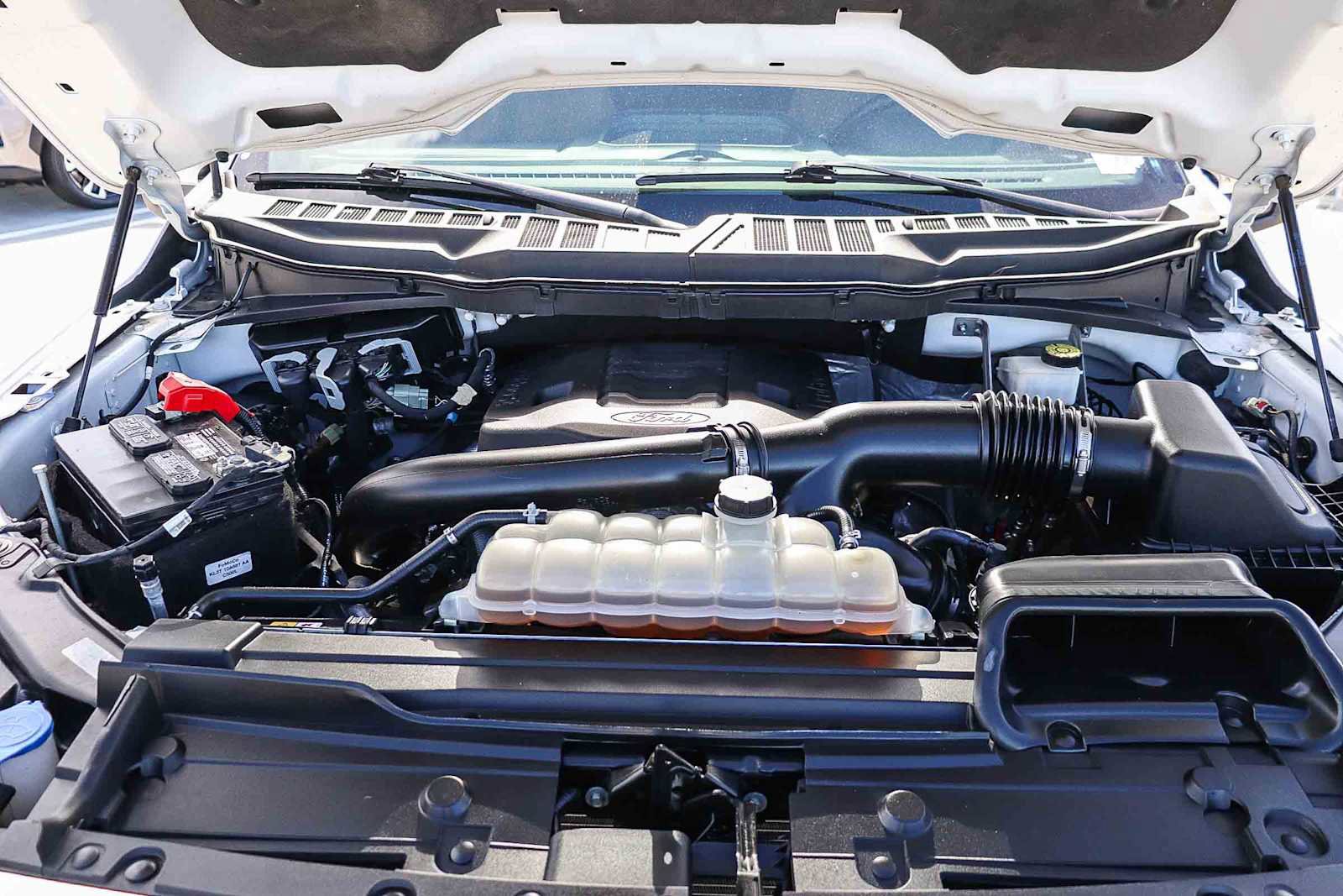 Used 2023 Ford F150 XLT image 27