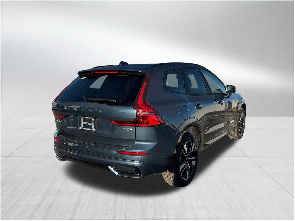 New 2026 Volvo XC60 T8 Core image 5