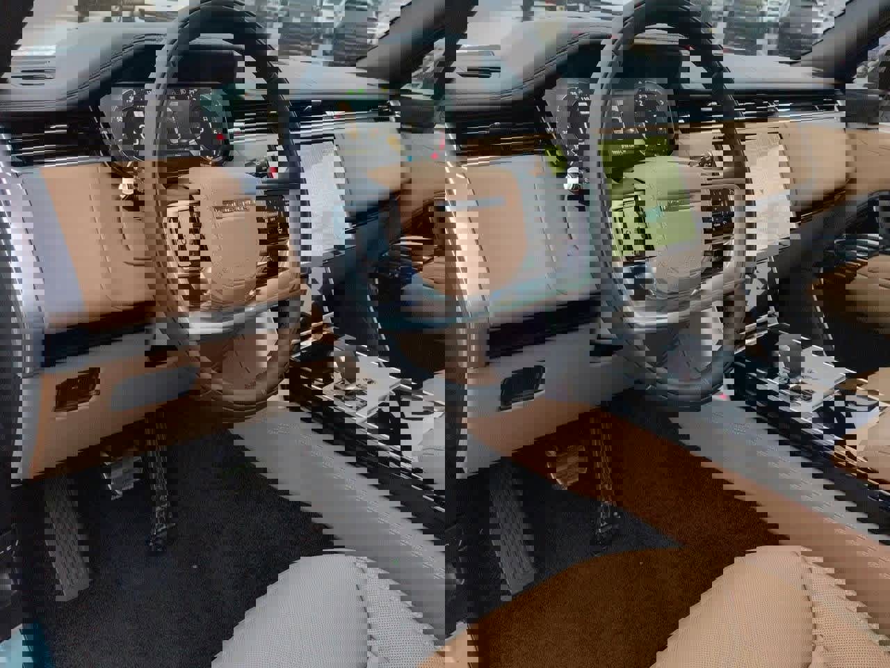 New 2026 Land Rover Range Rover Long Wheelbase SE image 2