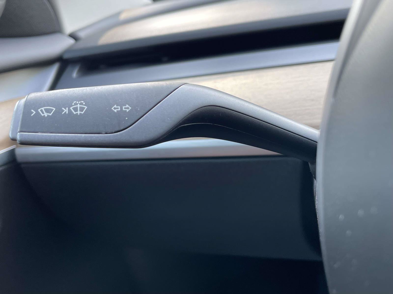 Used 2021 Tesla Model 3 Standard Range Plus RWD image 19