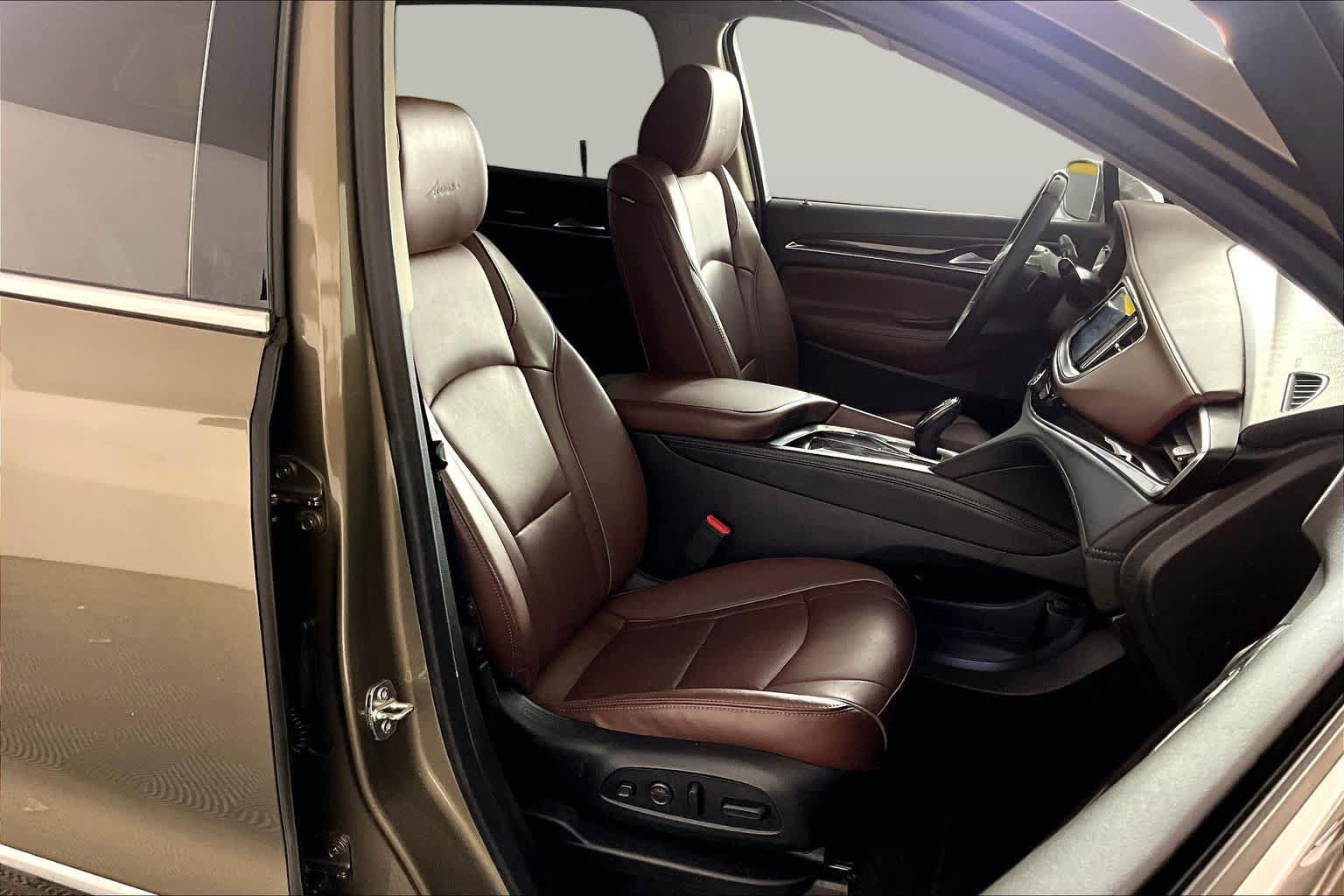 Certified 2020 Buick Enclave Avenir w/ Avenir Technology Package FWD image 9