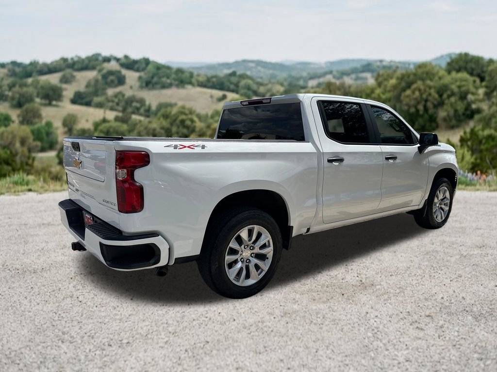 Used 2023 Chevrolet Silverado 1500 Custom AWD/4WD image 10