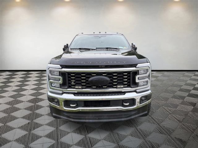 Used 2024 Ford F350 Lariat w/ Lariat Ultimate Package AWD/4WD image 2