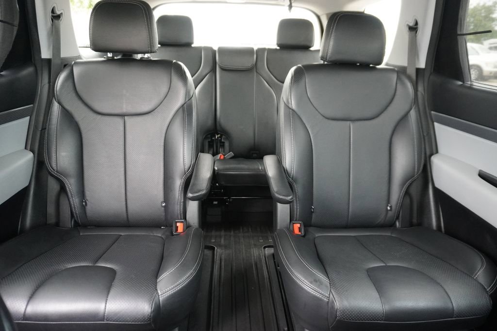 Used 2022 Hyundai Palisade SEL w/ Convenience Package FWD image 25