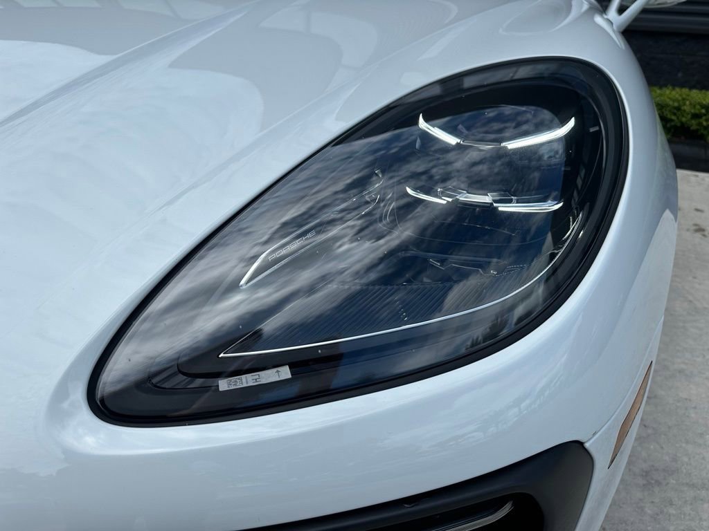 Certified 2023 Porsche Macan S image 13