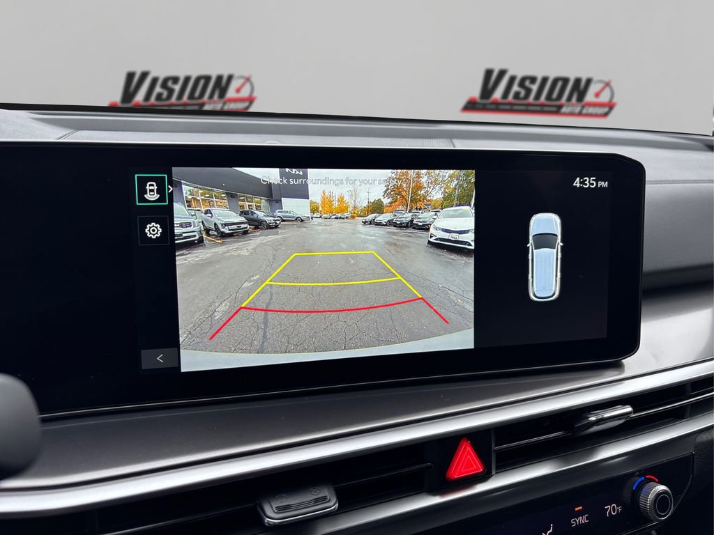 Certified 2025 Kia Sorento S w/ Panoramic Sunroof Package image 28