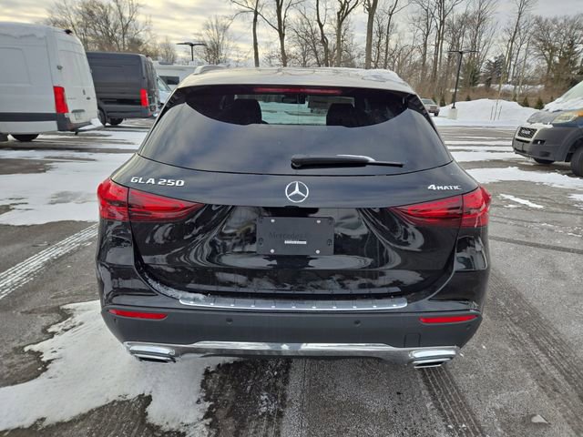 New 2026 Mercedes-Benz GLA 250 4MATIC image 4