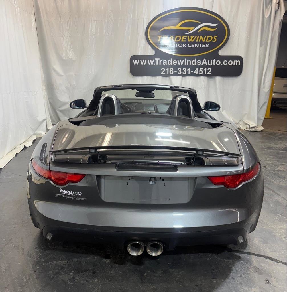 Used 2017 Jaguar F-TYPE Convertible image 5