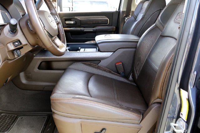 Used 2025 RAM 2500 Limited AWD/4WD image 11