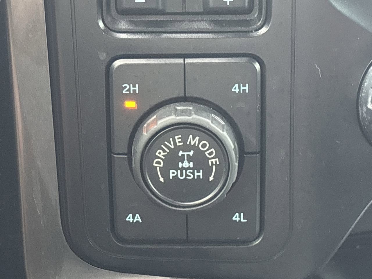 Used 2023 Ford F150 Lariat w/ Equipment Group 502A High image 26