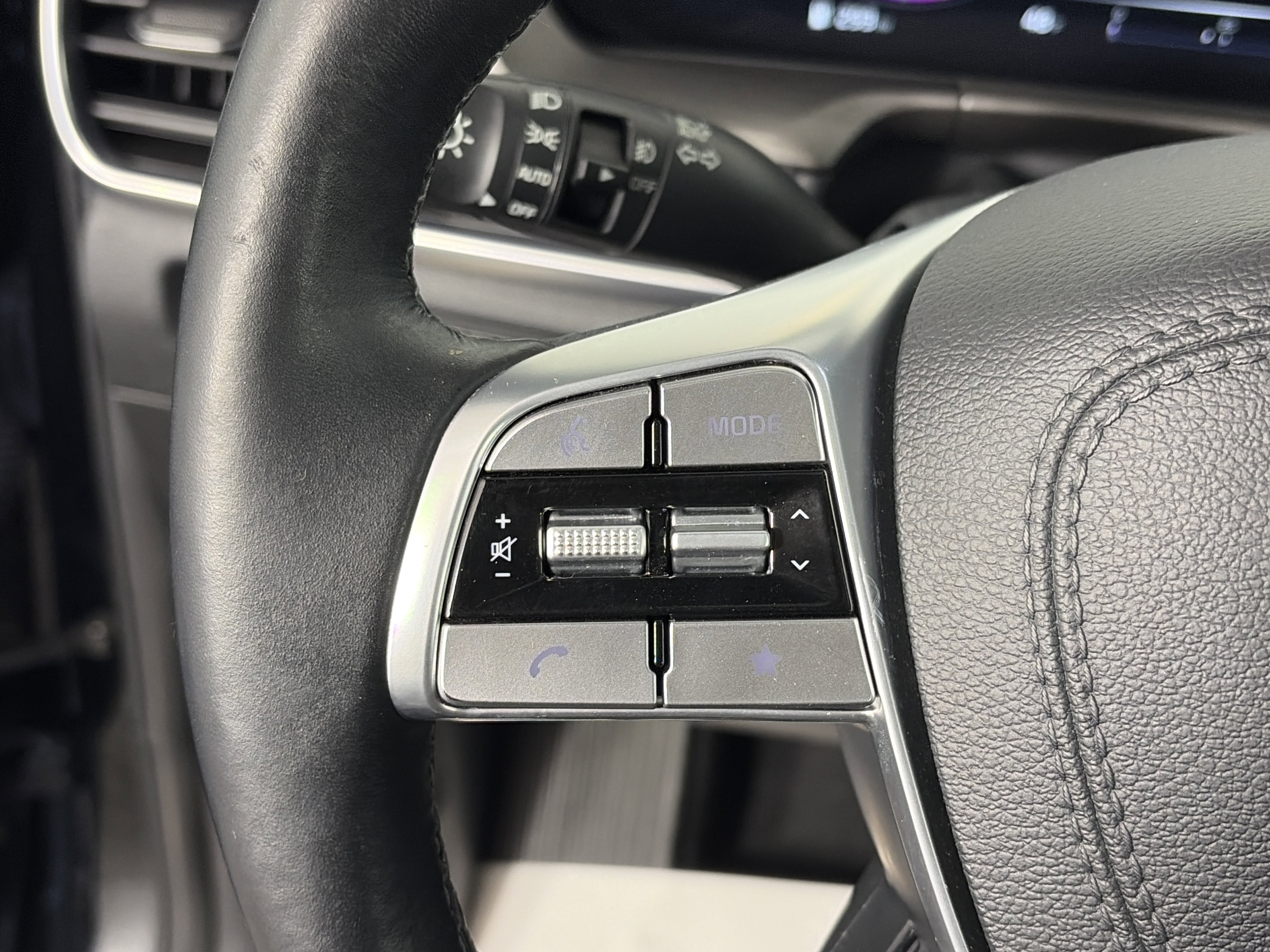 Used 2023 Kia Telluride SX Prestige X-Pro image 33