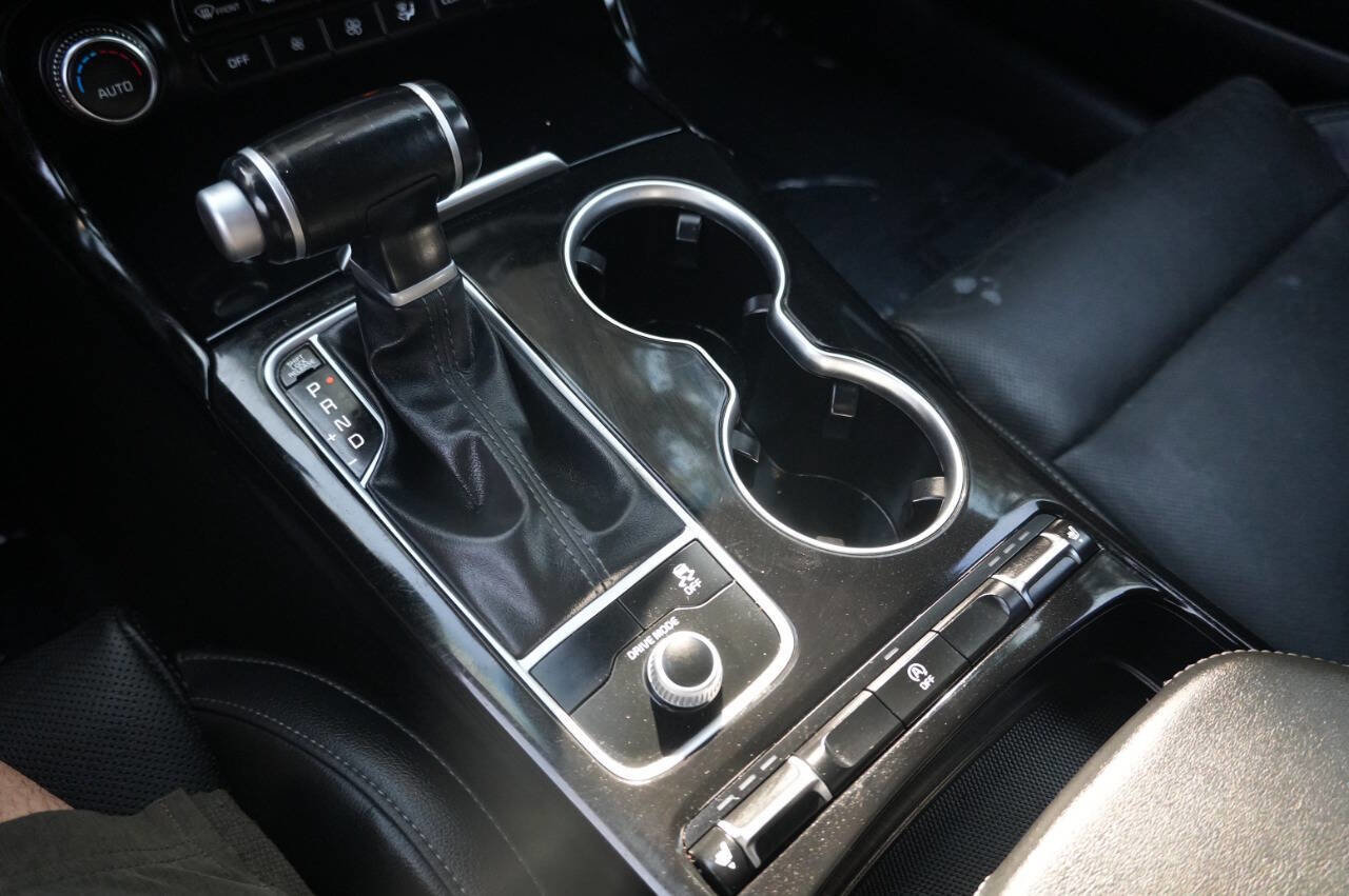 Used 2021 Kia Stinger GT-Line image 18