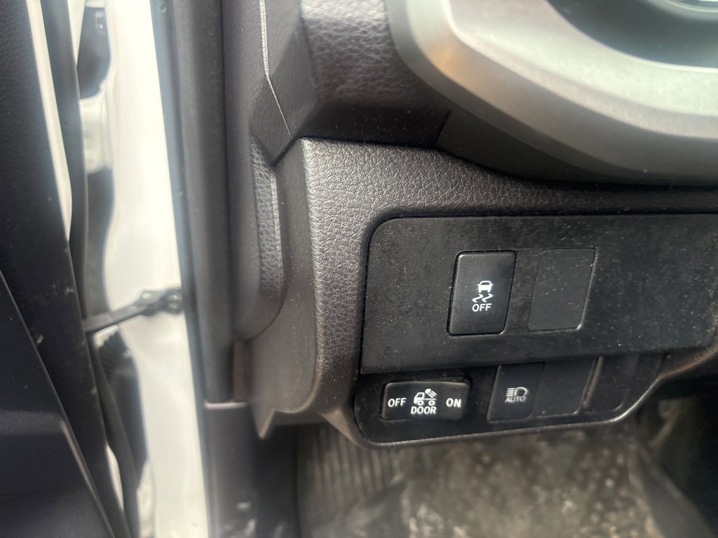 Used 2023 Toyota Tacoma SR5 image 17