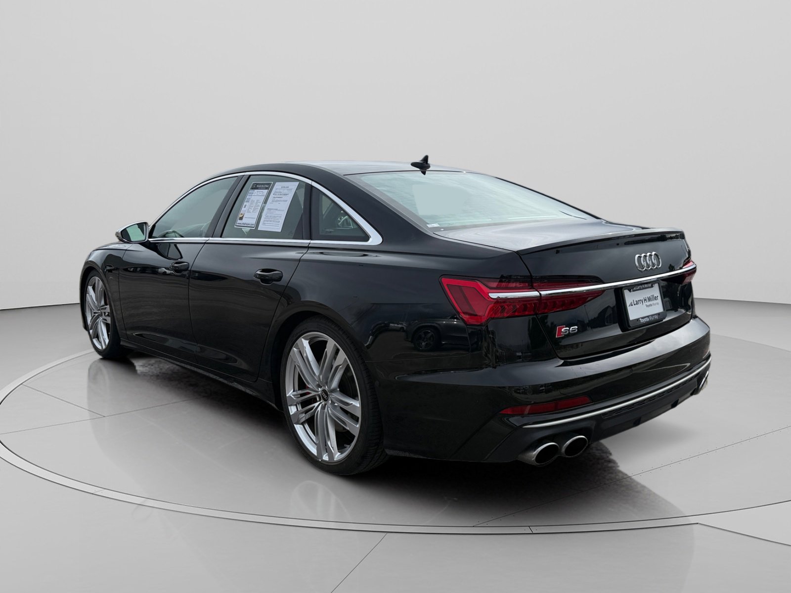Used 2021 Audi S6 Prestige w/ Prestige Package image 3